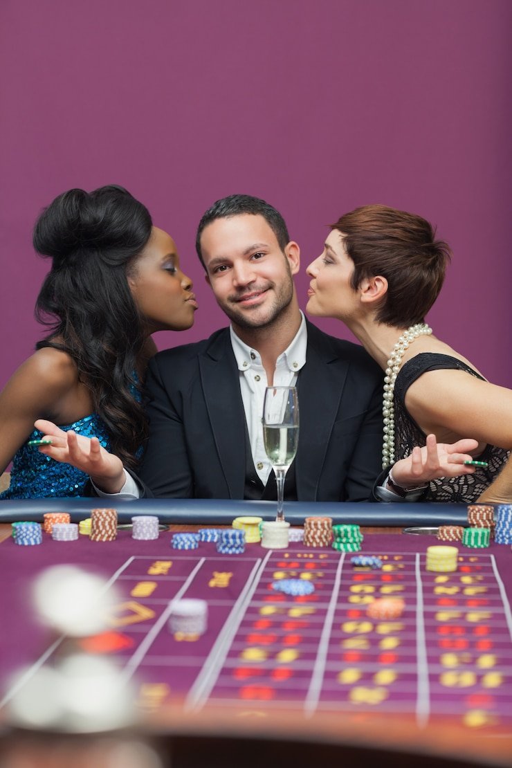 Live Ikan Hoki dealer table at wtobet slot studio
